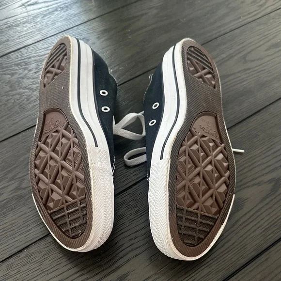 Converse Monochrome Lace-Up Sneakers - Picture 2 of 3